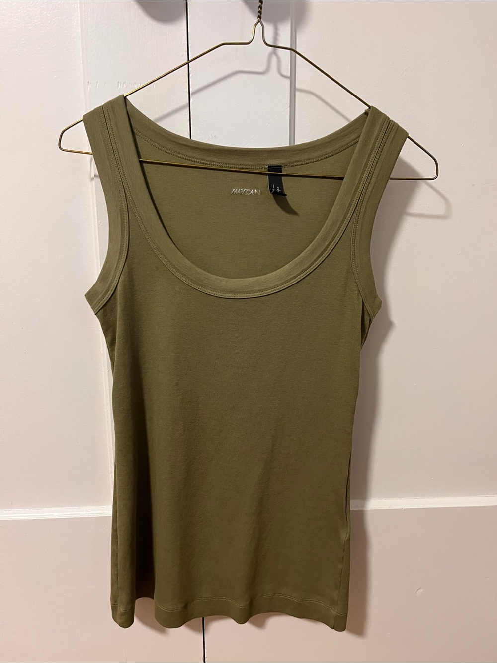 Marc Cain Green Scoop Neck Tank Top